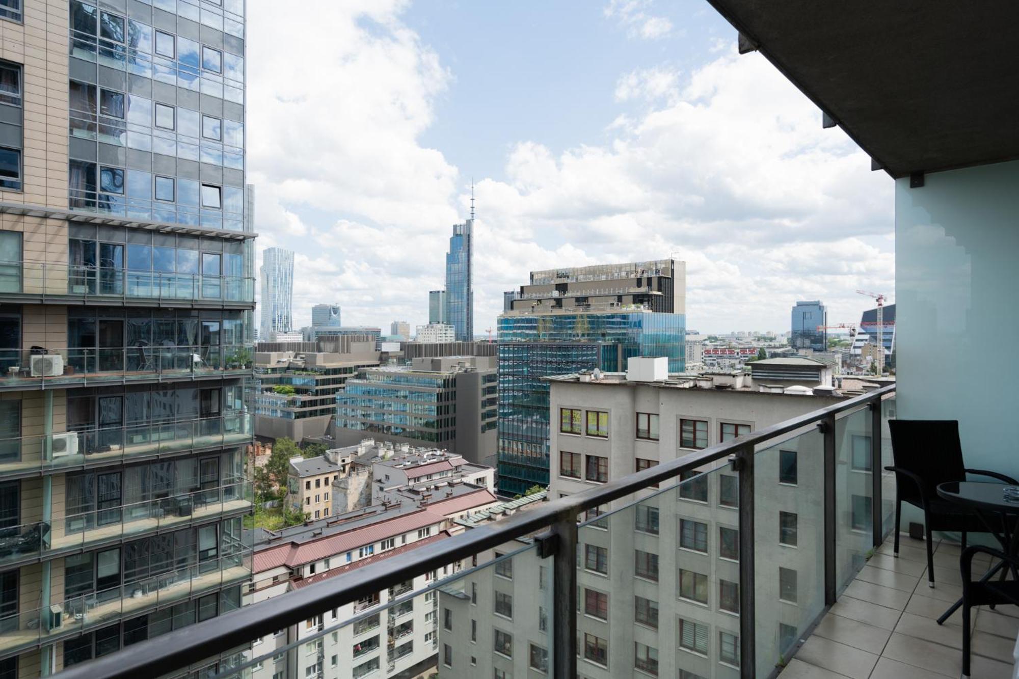 Platinum Towers J&K Apartment Warsaw Exterior photo