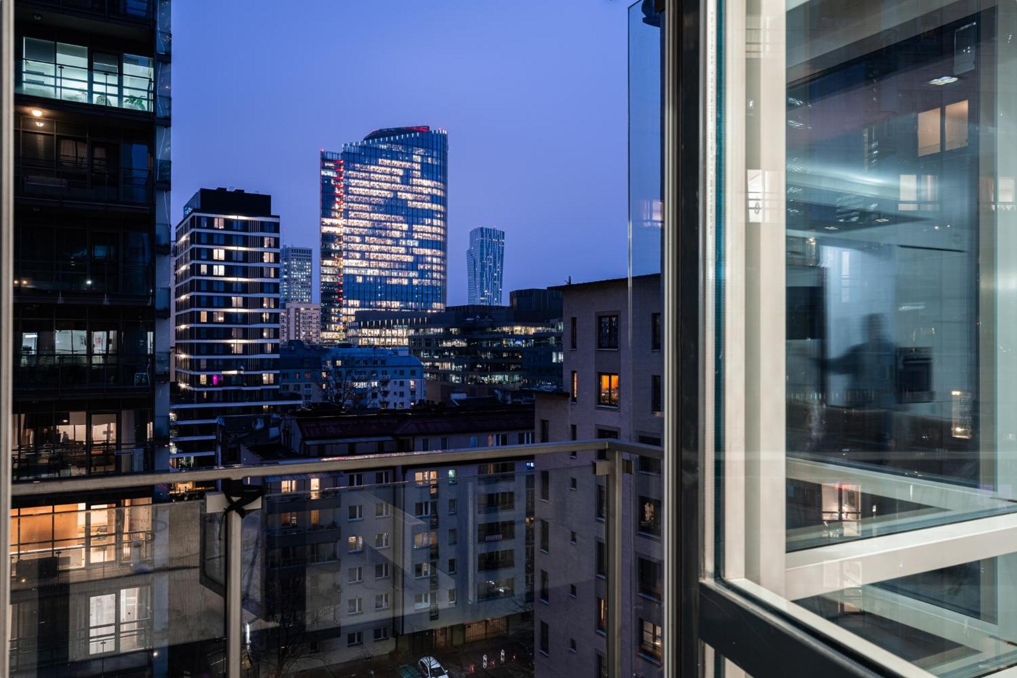 Platinum Towers J&K Apartment Warsaw Exterior photo