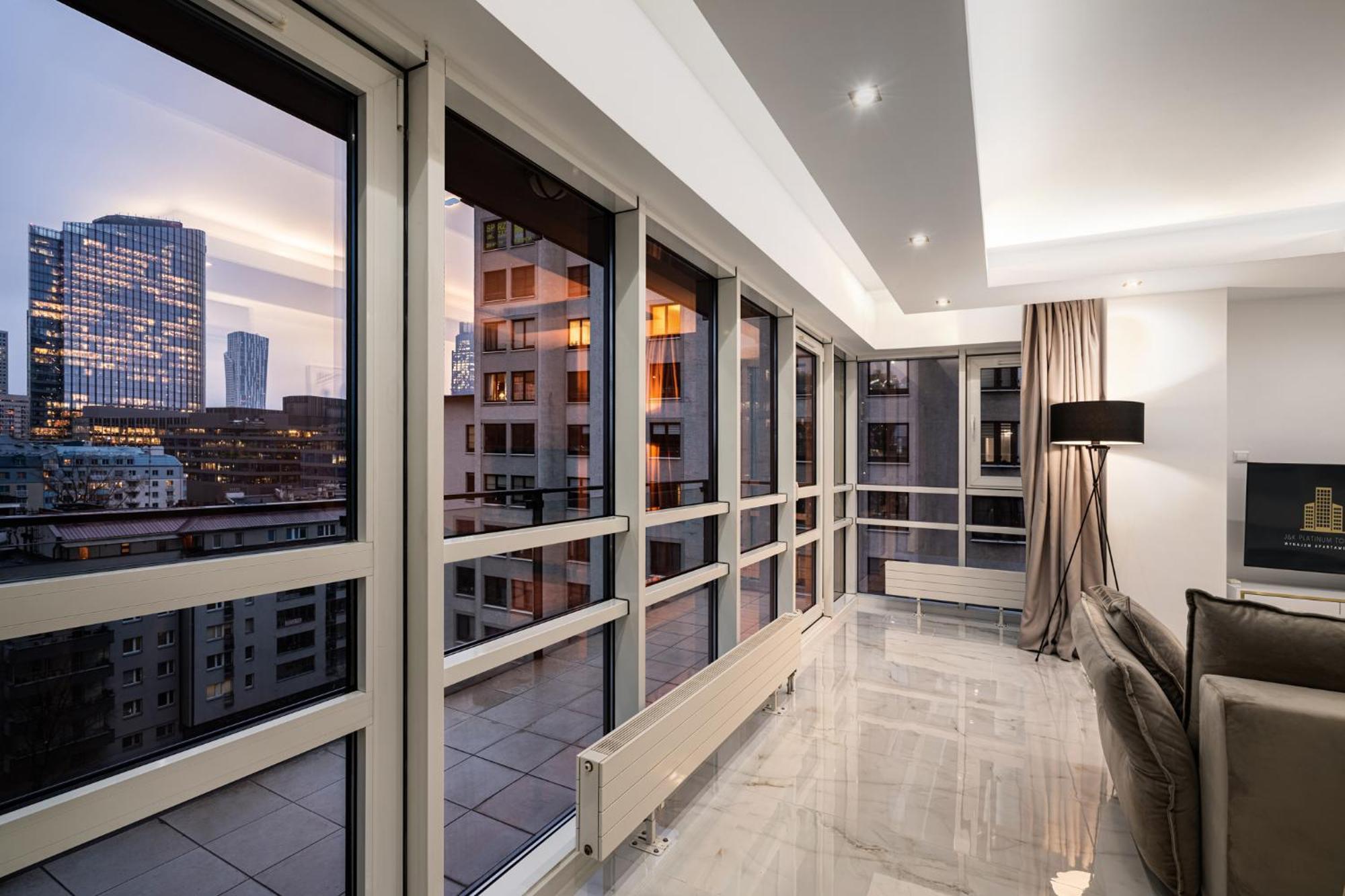 Platinum Towers J&K Apartment Warsaw Exterior photo